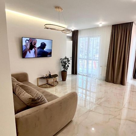 Жк Great Britain Apartment Львов Экстерьер фото