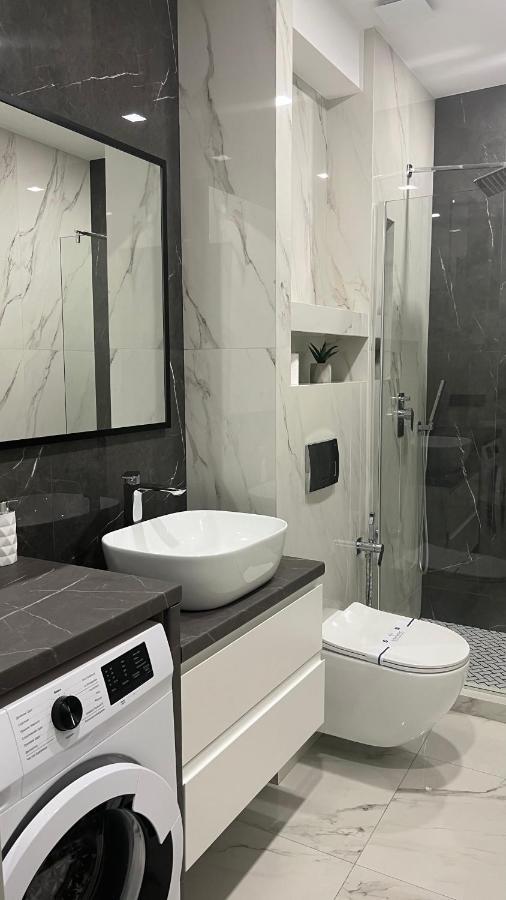Жк Great Britain Apartment Львов Экстерьер фото